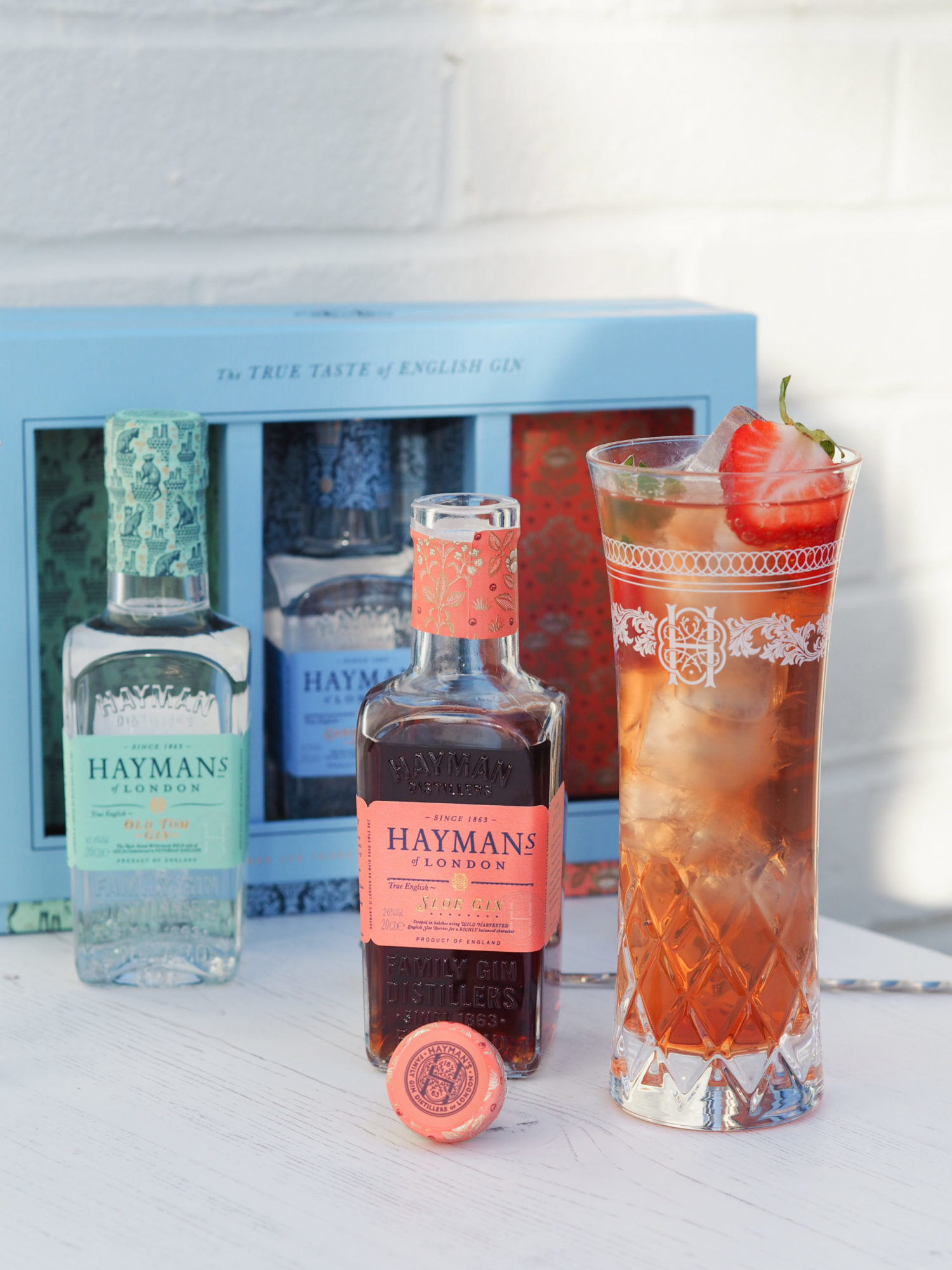 Valentine’s Gin lovers Bundle present gift guide