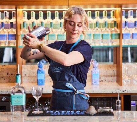 cocktail masterclass, lady shaking cocktail